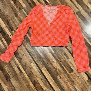BP. Surplice V-Neck Crop Top Pink Red‎ Plaid Faux Wrap Size Small